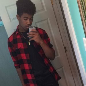 Meet your Posher, Yibanny